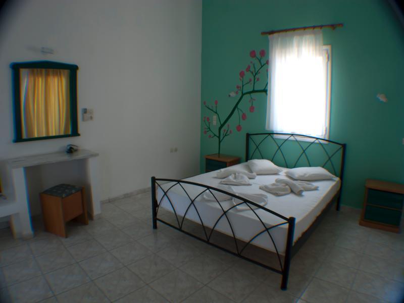 Zeus Hotel Ireo  Extérieur photo