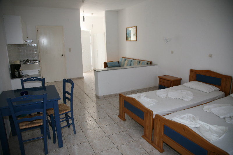 Zeus Hotel Ireo  Extérieur photo